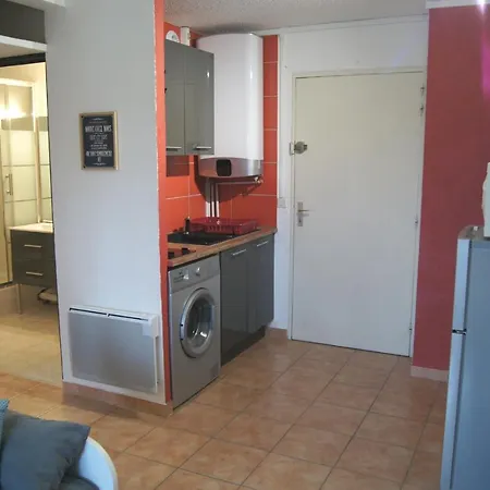 Lara 3 - T2 Loggia Piscine 2 Lits Doubles Parking Pres Du Centre-port Et Ile Loisirs